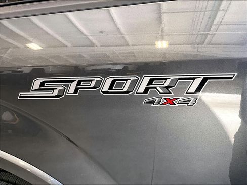 Used 2018 Ford F150 XLT w/ Equipment Group 302A Luxury AWD/4WD image 29