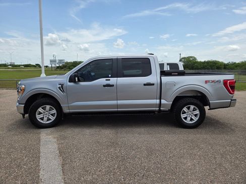 Used 2021 Ford F150 XLT w/ Trailer Tow Package AWD/4WD image 4