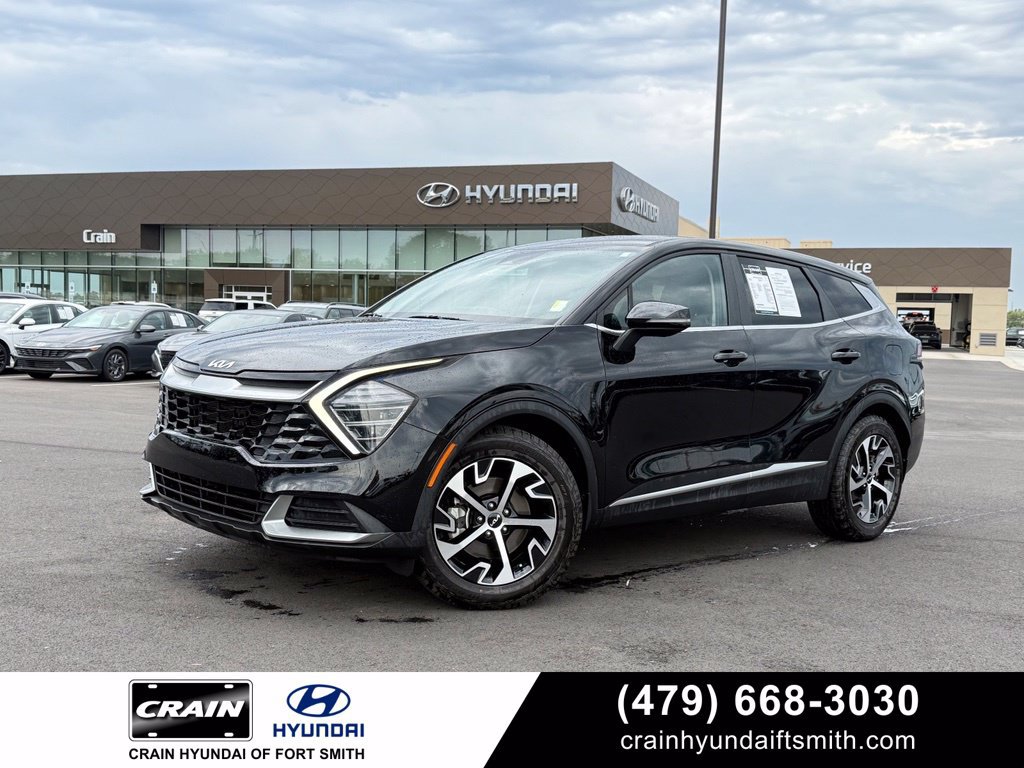 Used 2024 Kia Sportage EX FWD image 1