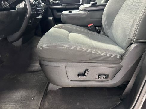 Used 2021 RAM 1500 Classic Warlock w/ Luxury Group AWD/4WD image 15