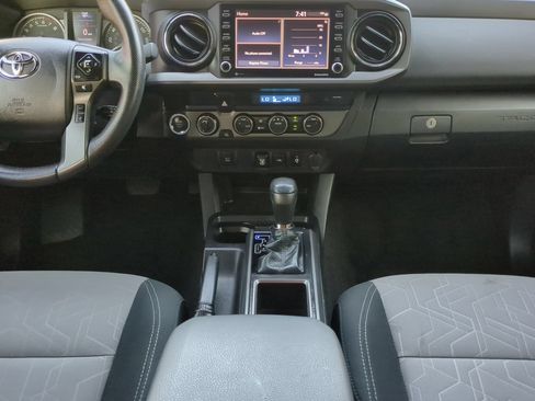 Used 2021 Toyota Tacoma TRD Off-Road AWD/4WD image 51