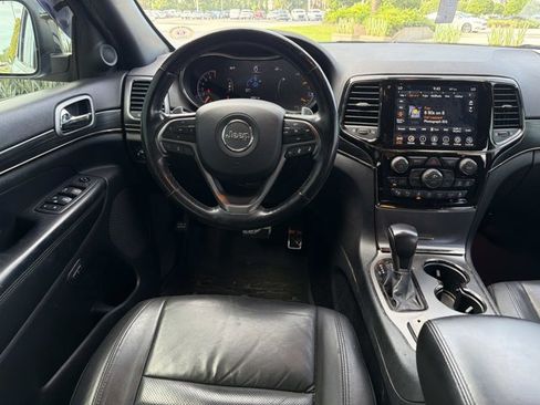 Used 2020 Jeep Grand Cherokee Limited X RWD image 25