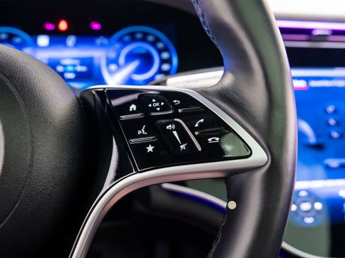 Used 2023 Mercedes-Benz EQS 580 4MATIC SUV image 33