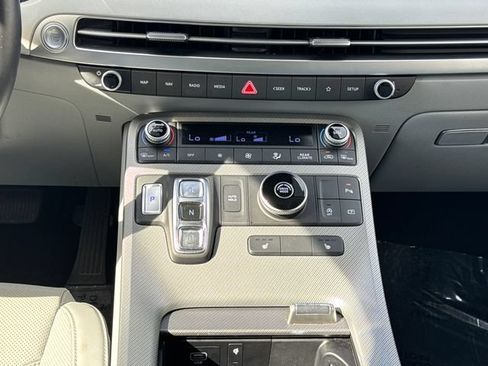 Used 2025 Hyundai Palisade SEL FWD image 23