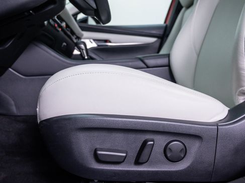 Used 2024 MAZDA MAZDA3 2.5 Turbo Sedan w/Premium Plus image 18