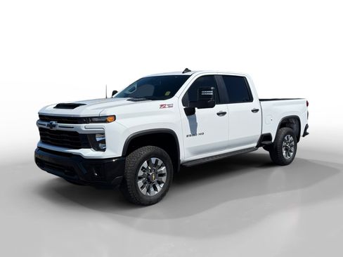 Used 2025 Chevrolet Silverado 2500 Custom w/ Custom Value Package AWD/4WD image 1