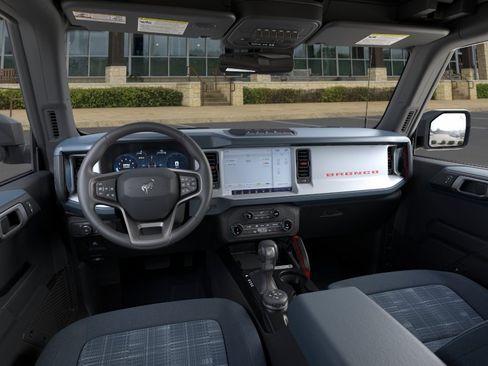 New 2026 Ford Bronco Heritage Edition AWD/4WD image 9