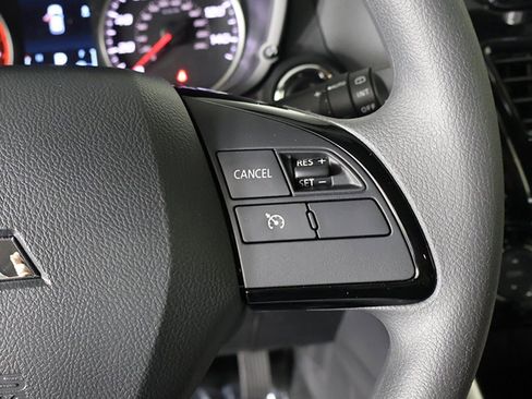 New 2026 Mitsubishi Eclipse Cross LE image 33