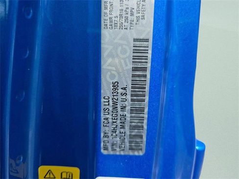 Used 2022 Jeep Wrangler Unlimited Sahara w/ Safety Group image 35