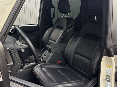 Used 2025 Ford Bronco Badlands AWD/4WD image 32