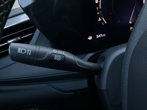 Used 2025 Buick Encore GX Preferred image 34