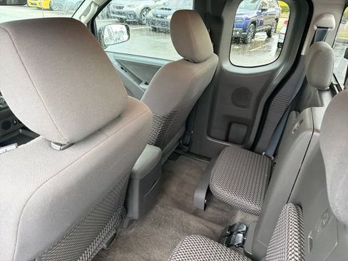 Used 2016 Nissan Frontier SV RWD image 20