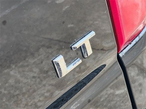 Used 2024 Chevrolet Silverado 1500 LT image 12