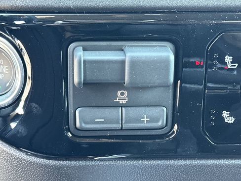 New 2026 GMC Sierra 1500 Elevation image 9