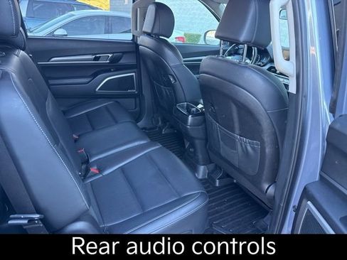 Certified 2022 Kia Telluride LX image 7