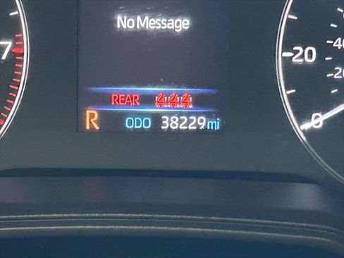 Certified 2025 Toyota Corolla Cross LE FWD image 29