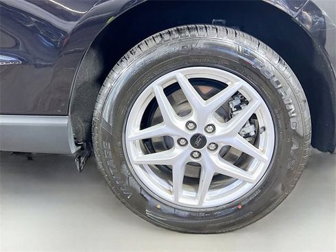 Used 2023 Ford Edge SEL image 25