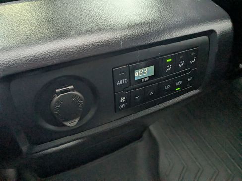 Used 2019 Toyota Sequoia TRD Sport image 23