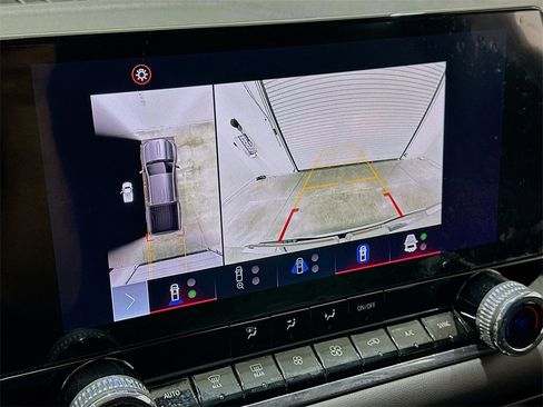 Used 2024 GMC Canyon Elevation w/ Convenience Package image 14