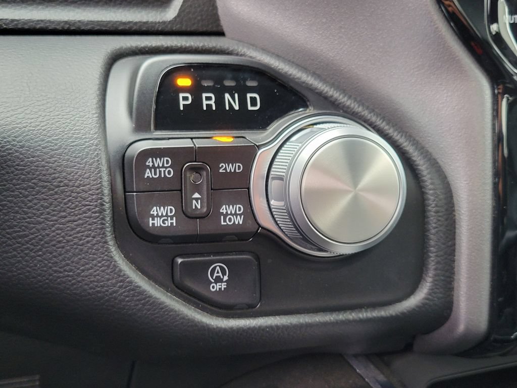 Used 2023 RAM 1500 Laramie AWD/4WD image 14