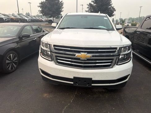 Used 2020 Chevrolet Tahoe LS w/ Enhanced Driver Alert Package AWD/4WD image 2