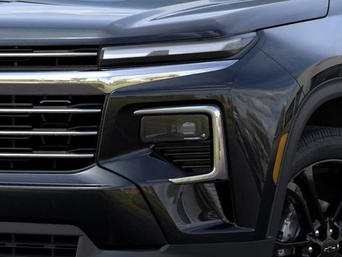 New 2026 Chevrolet Traverse LT w/ Driver Confidence Package AWD/4WD image 10