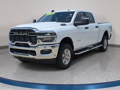 Used 2025 RAM 2500 Big Horn AWD/4WD image 1