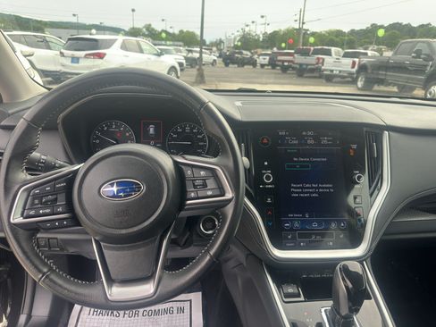 Used 2024 Subaru Outback Premium AWD/4WD image 10