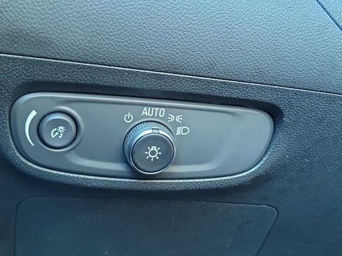 Used 2025 Buick Encore GX Preferred AWD/4WD image 31