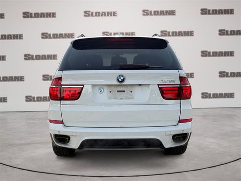 Used 2011 BMW X5 xDrive50i image 4