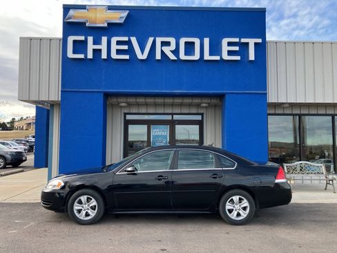 Used 2015 Chevrolet Impala Limited LS image 2