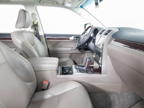 Used 2019 Lexus GX 460 Premium image 22