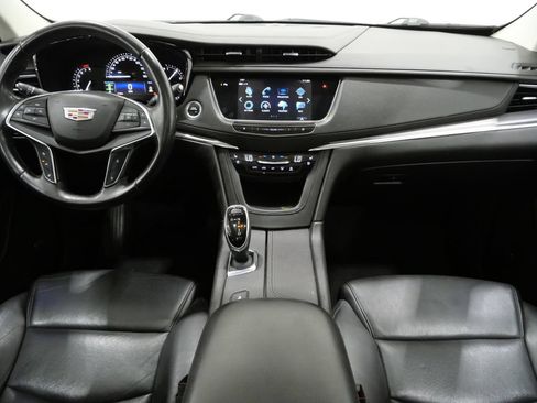Used 2019 Cadillac XT5 Premium Luxury FWD image 11