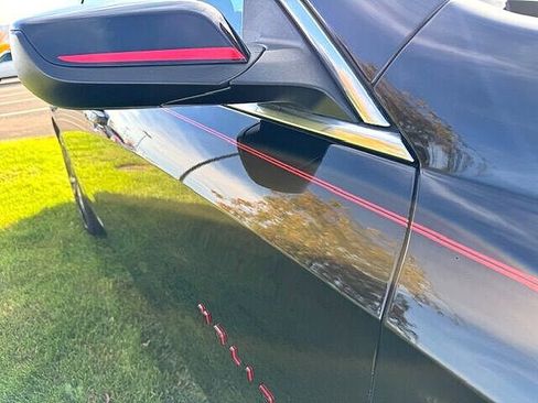 Used 2021 Chevrolet Malibu LT w/ Redline Edition image 4