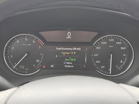 Used 2022 Cadillac XT4 Sport w/ Enhanced Visibility Package FWD image 12