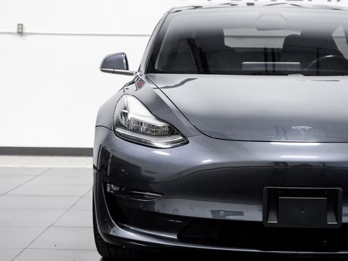 Used 2018 Tesla Model 3 Long Range image 55