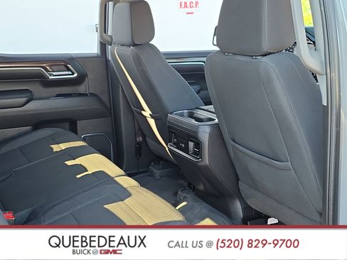 Used 2024 Chevrolet Silverado 1500 LT Trail Boss w/ Dark Appearance Package AWD/4WD image 28