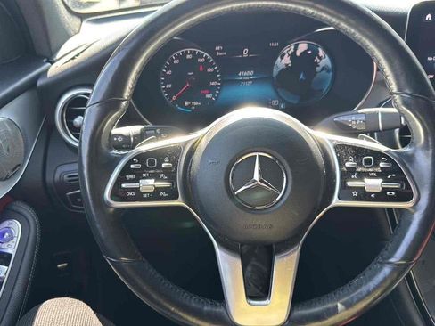Used 2021 Mercedes-Benz GLC 300 4MATIC image 37
