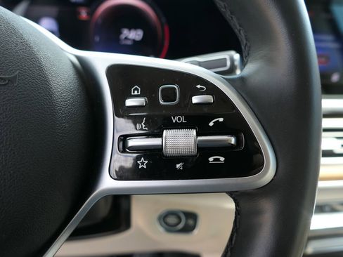 Used 2021 Mercedes-Benz GLE 350 4MATIC image 21