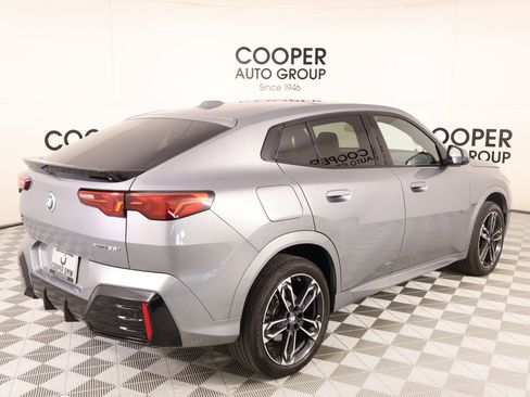 Used 2025 BMW X2 xDrive28i AWD/4WD image 22