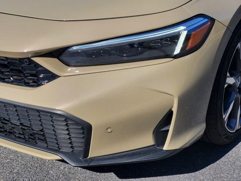 Certified 2025 Honda Civic Sport Touring image 7