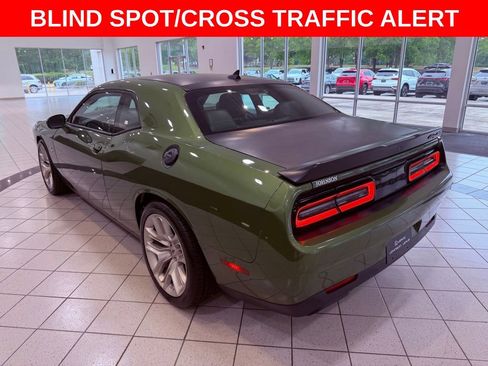 Used 2020 Dodge Challenger R/T Scat Pack RWD image 4