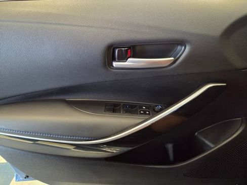 Used 2022 Toyota Corolla XSE FWD image 28