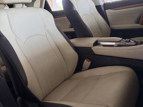 Used 2016 Lexus RX 350 FWD w/ Premium Package image 48