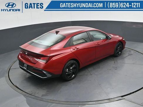 New 2026 Hyundai Elantra Sport FWD image 40