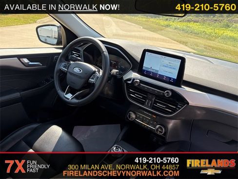Used 2022 Ford Escape SEL w/ Technology Package image 34