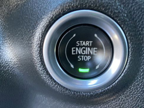 Used 2022 Chevrolet Silverado 2500 LTZ w/ LTZ Premium Package image 16