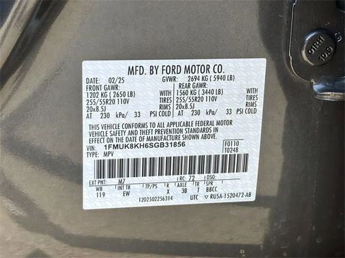 Used 2025 Ford Explorer ST-Line image 25