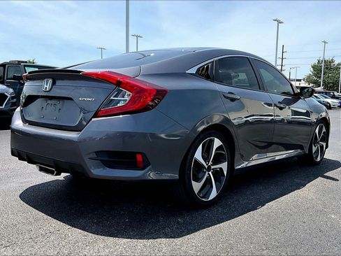 Used 2020 Honda Civic Sport image 6
