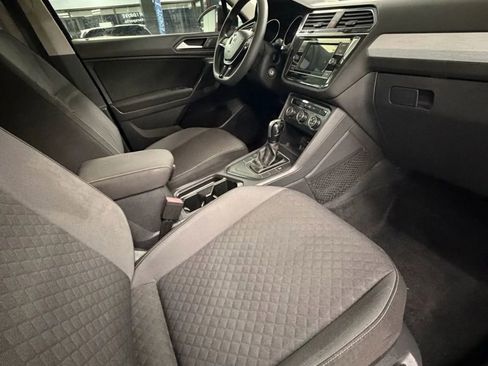 Used 2021 Volkswagen Tiguan S image 11